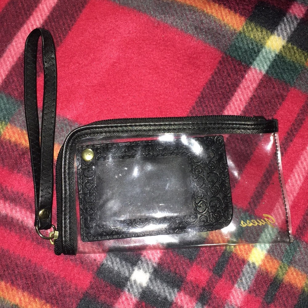 Guess Wrislet